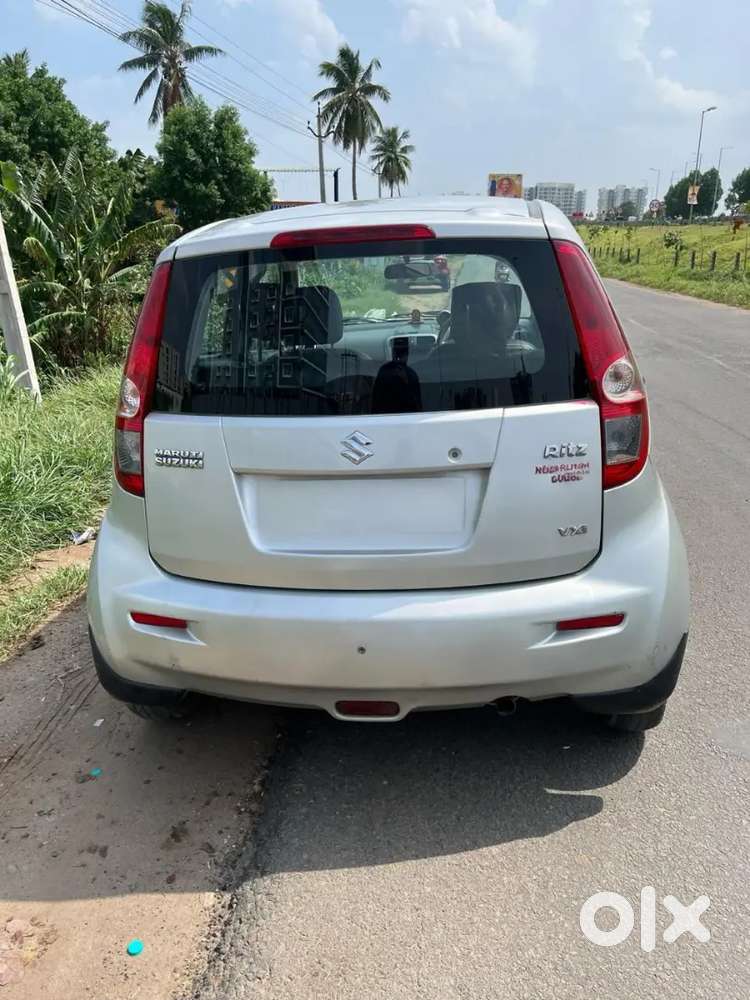 Maruti Suzuki Ritz 1.2 Vxi 2011