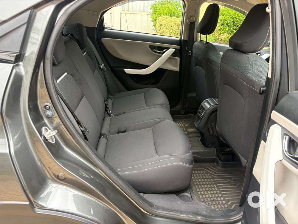 Tata Nexon Creative 1.2 Revotron Petrol 7dca, 2024, Petrol