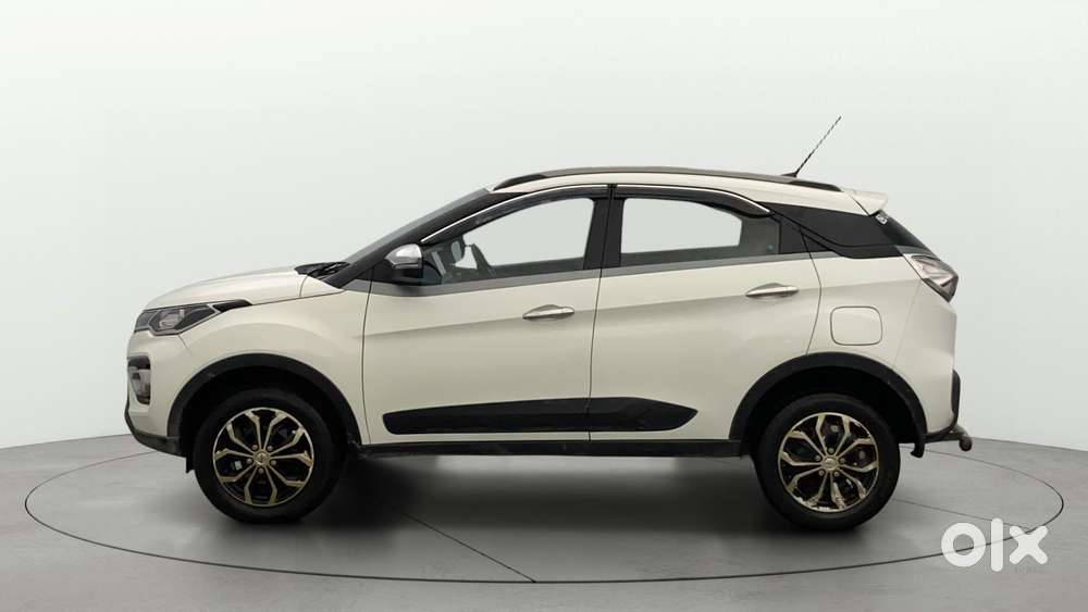 Tata Nexon 1.2 Revotron Xma Amt, 2022, Petrol