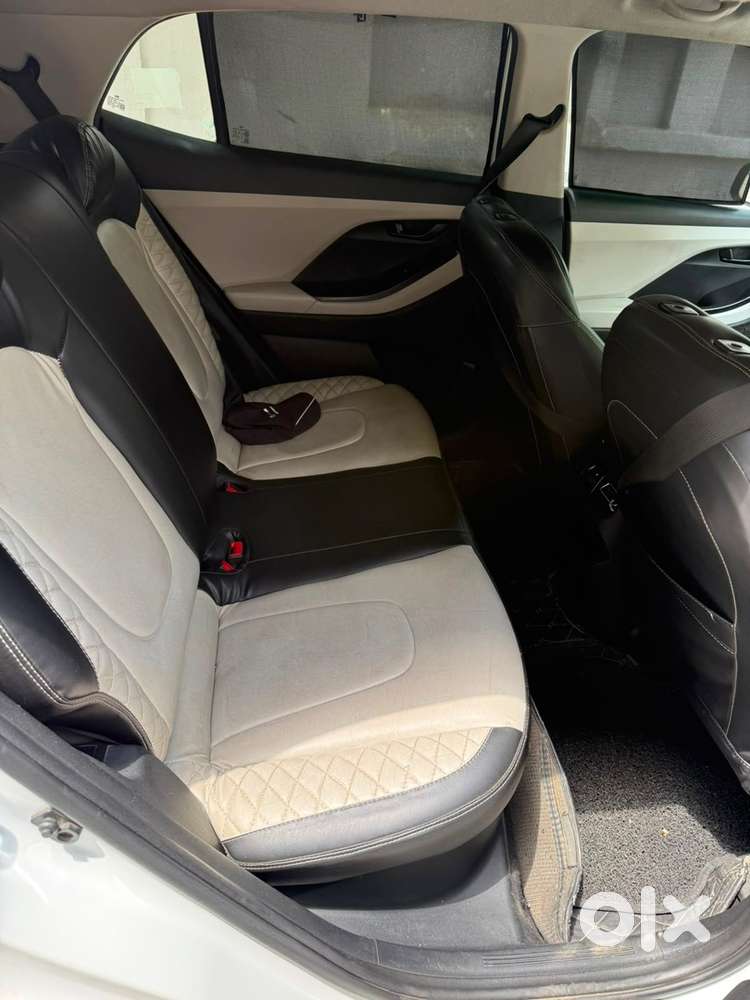 2022 Hyundai Creta Ex Petrol  White  All Original Paint