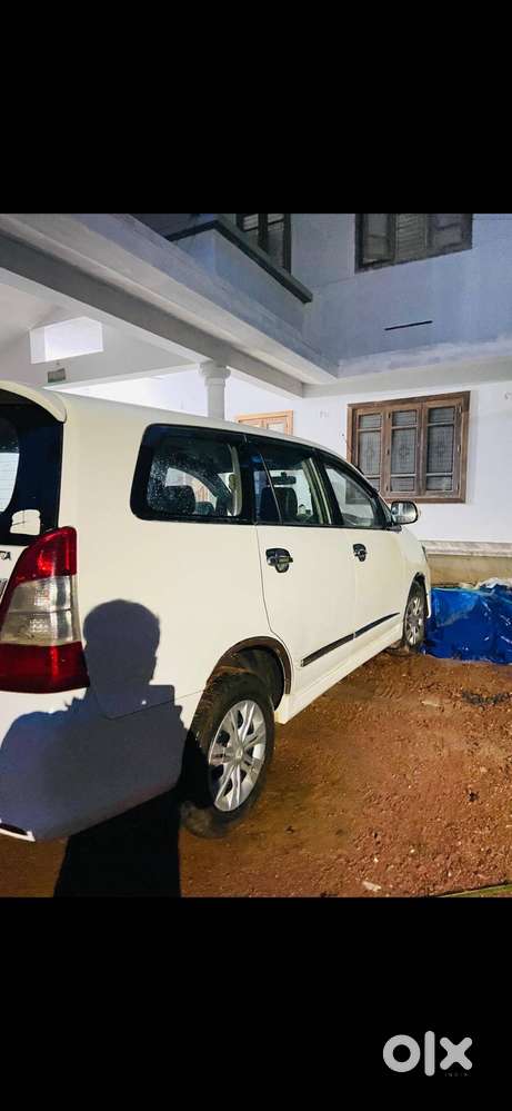 Innova Re Registered Neat And Clean Last 8 Years 1 Person Use.