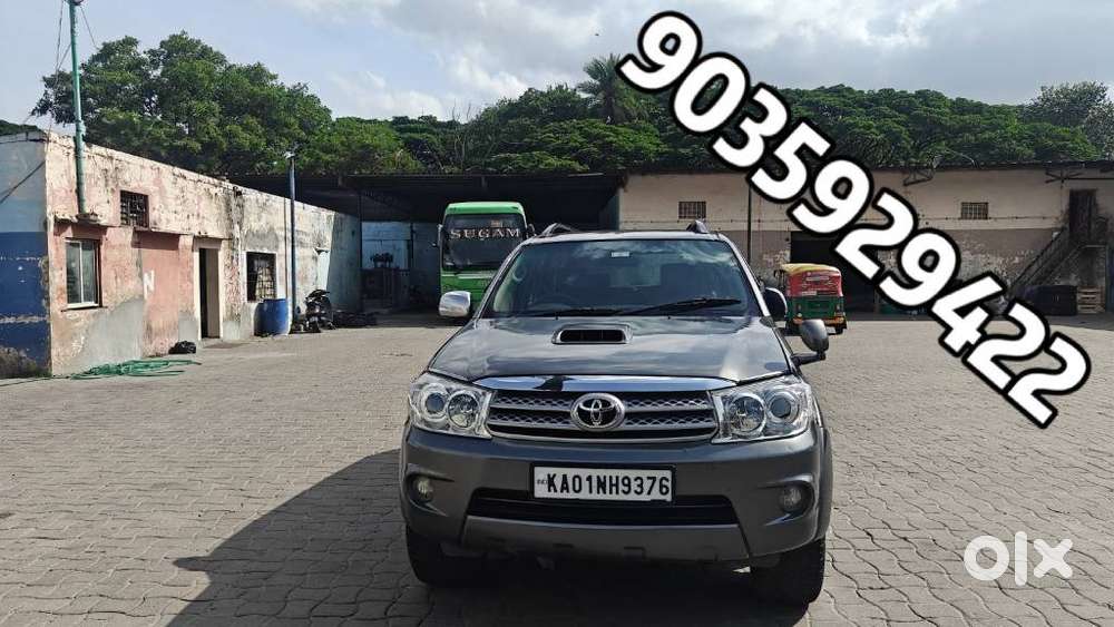 Toyota Fortuner 4x2 Mt 2.8 Diesel, 2011, Diesel