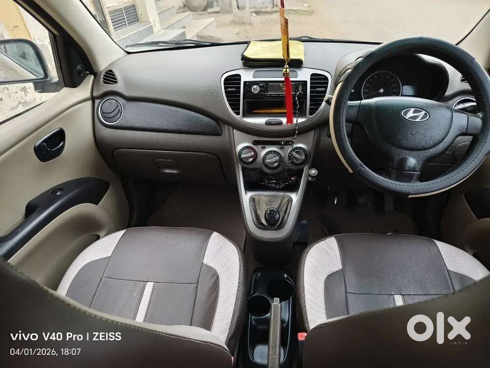 Hyundai I10 2012 Cng & Hybrids 98000 Km Driven
