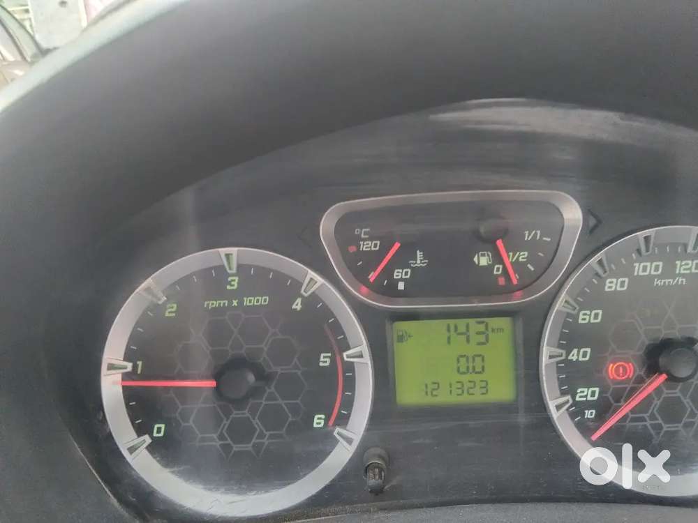 Ford Classic Diesel 2014  All New Android Streo Applied With Subwoofer