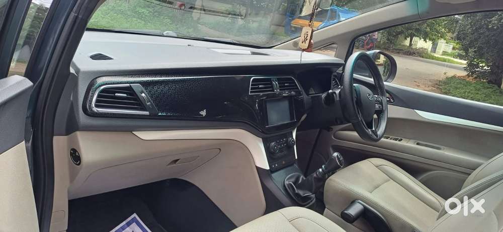 Mahindra Marazzo M8 8str, 2019, Diesel