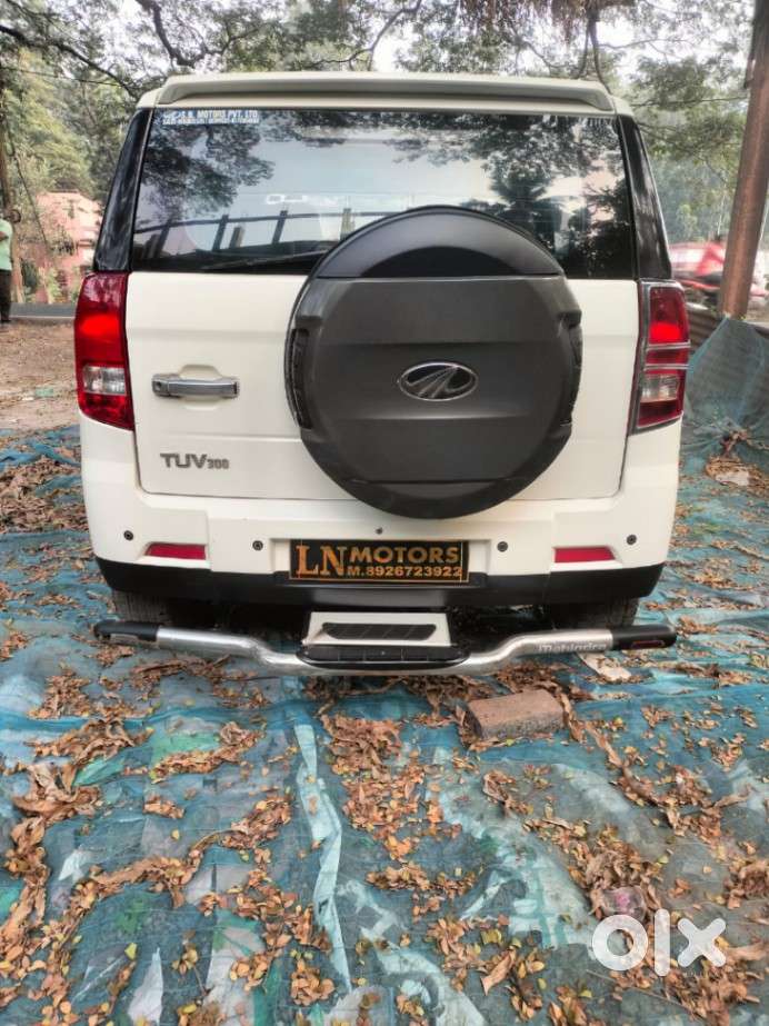Mahindra Tuv 300 T10, 2018, Diesel