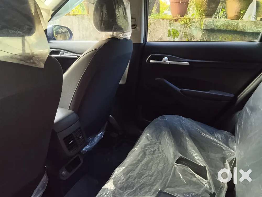 Kia Seltos Petrol Manual 2022-2023
