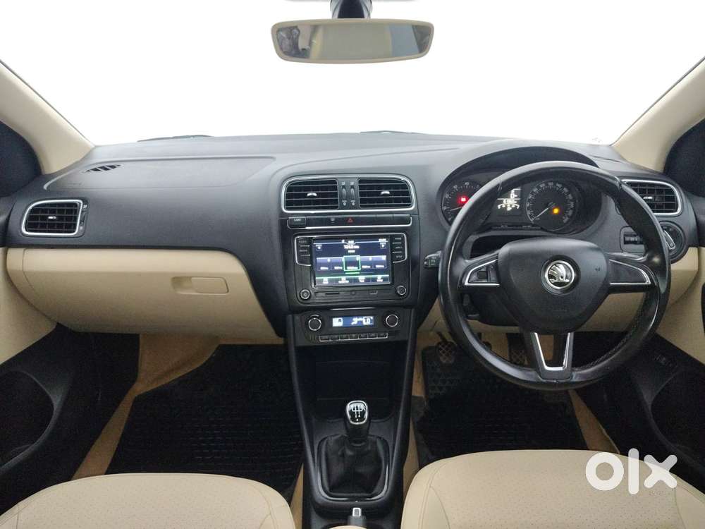 Skoda Rapid 1.6 Mpi Style, 2018, Petrol