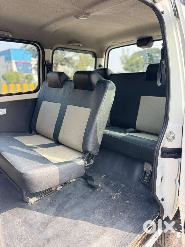 Maruti Suzuki Eeco Smiles 7 Seater Standard, 2022, Petrol