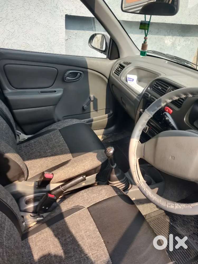 Gaddi Ka Bilkul Ok Hai Bas Bonet Pent Krvana Padega