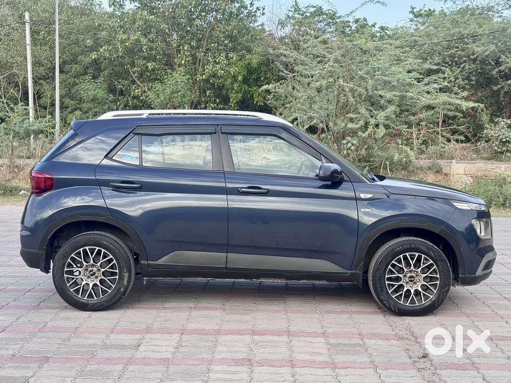 Hyundai Venue S Turbo Dct, 2019, Petrol