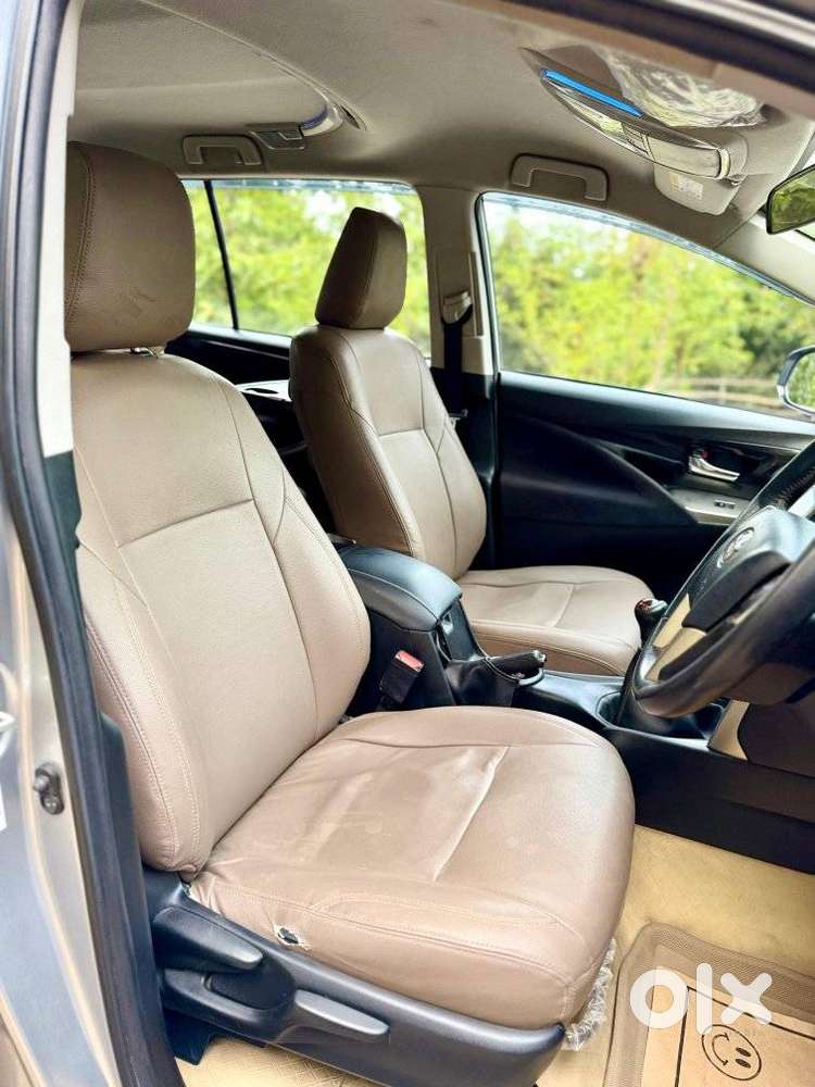 Toyota Innova Crysta 2.4 V 8 Str, 2017, Diesel