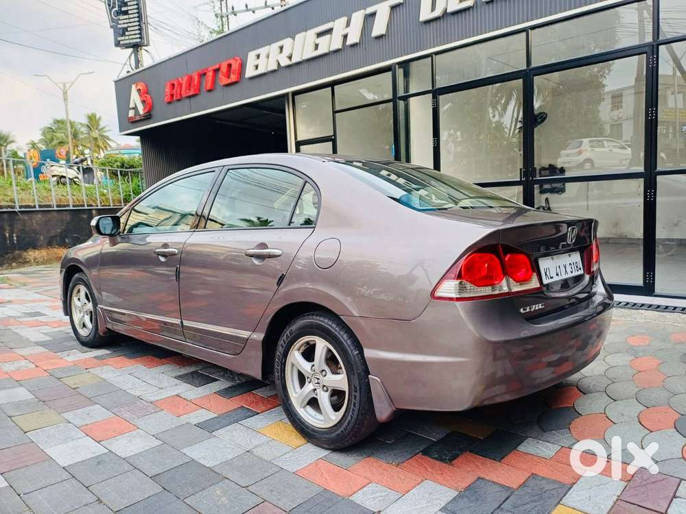 Honda Civic 1.8 V Mt, 2011, Petrol