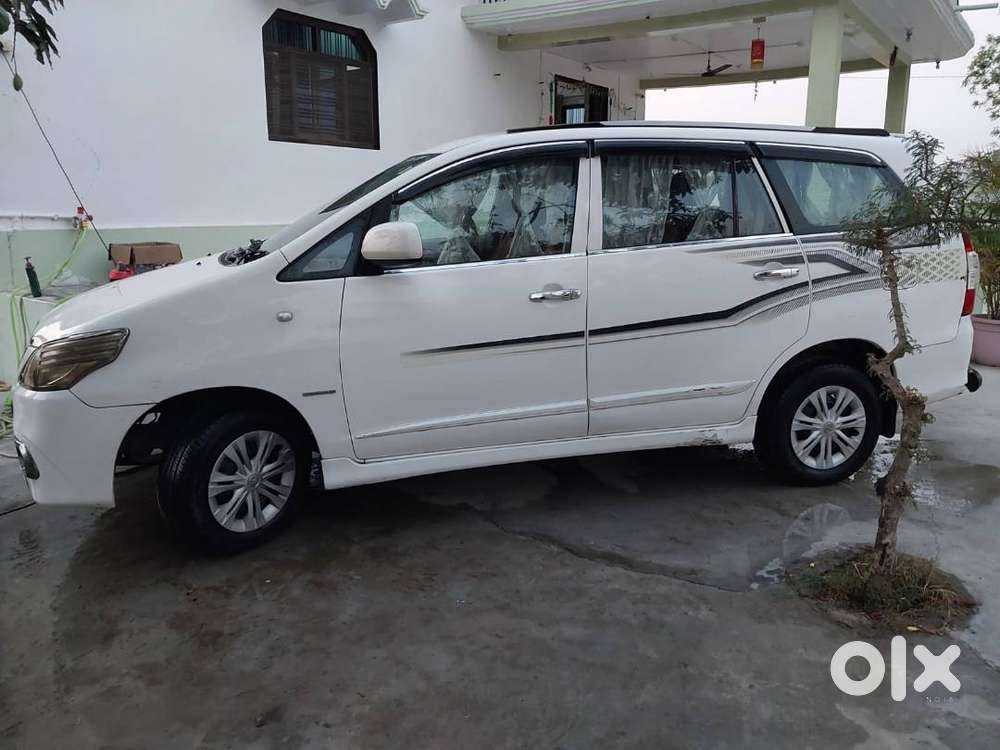Toyota Innova 2014 Diesel Well Maintained