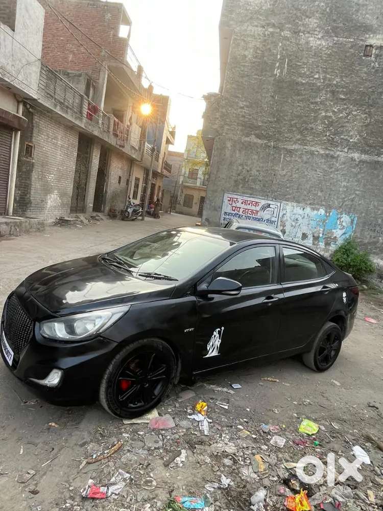 Hyundai Fluidic Verna 2012 Petrol 93350 Km Driven