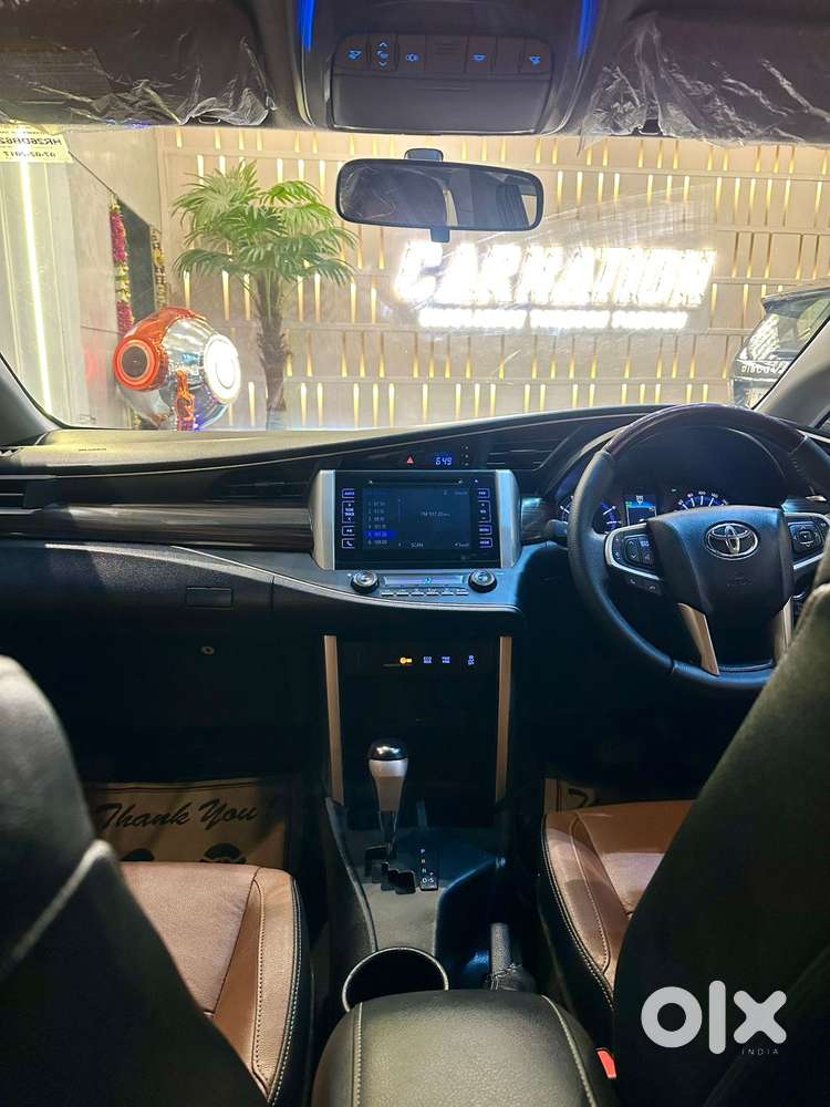 Toyota Innova Crysta