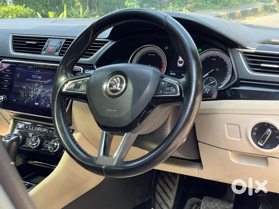 Skoda Superb L&k 2.0 Tdi At, 2018, Petrol