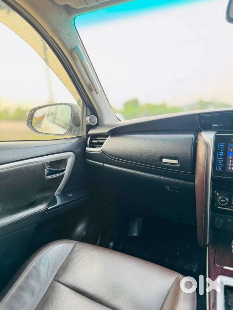 Toyota Fortuner 4x2 At 2.8 Diesel, 2020, Diesel