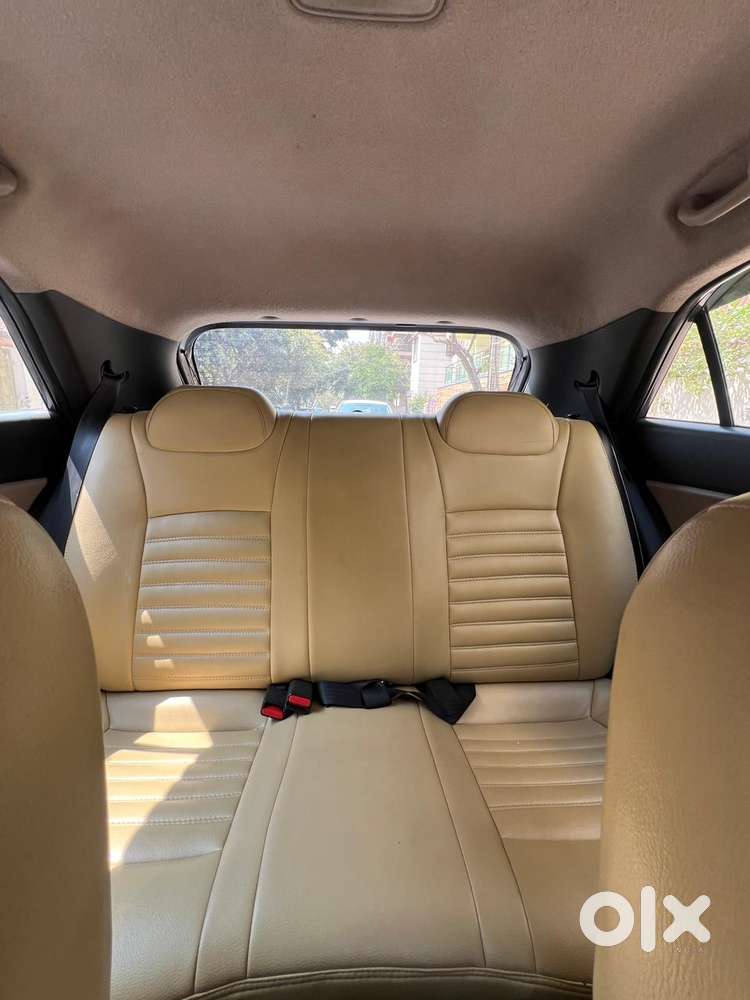 Hyundai Elite I20 Sportz (o) 1.2, 2014, Petrol