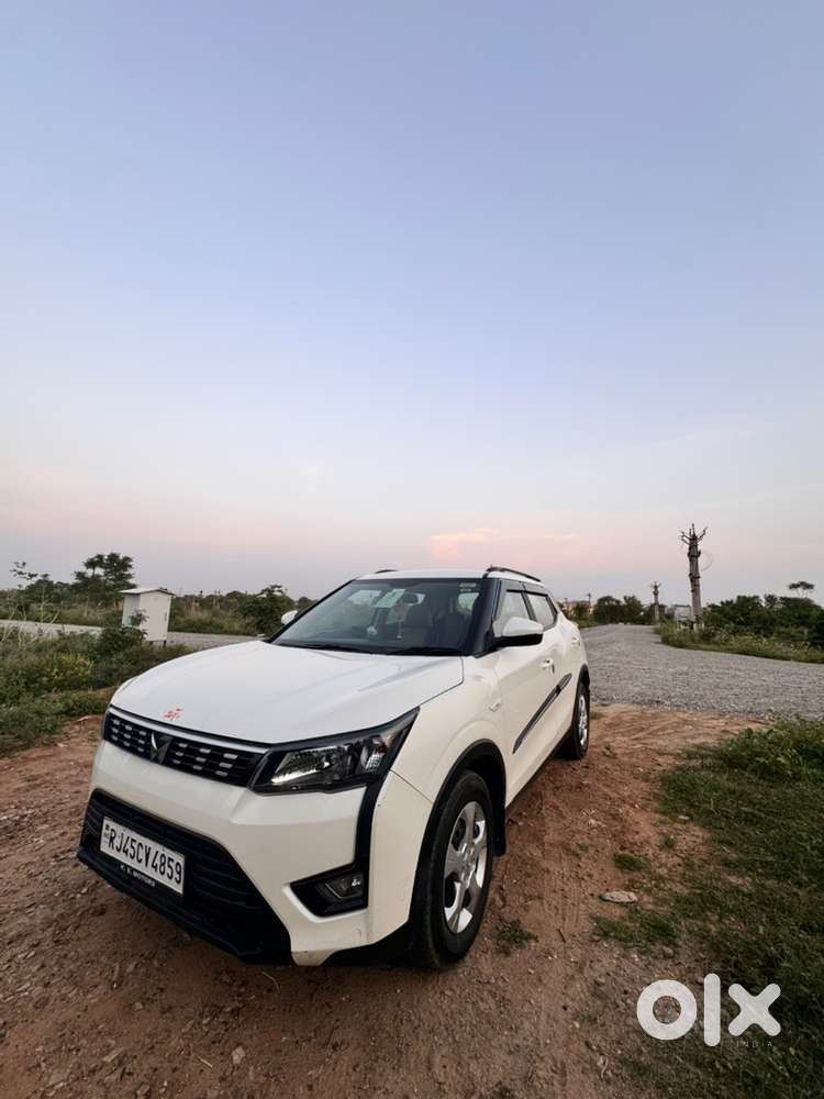 Mahindra Xuv300 2023 Petrol
