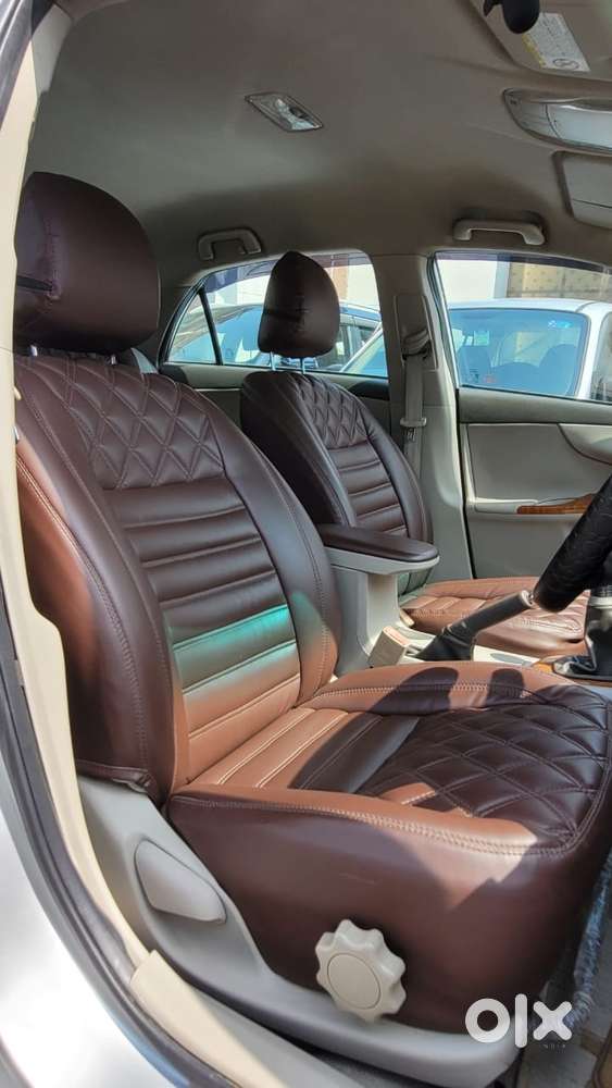 Toyota Corolla Altis 1.8 Sport, 2010, Petrol