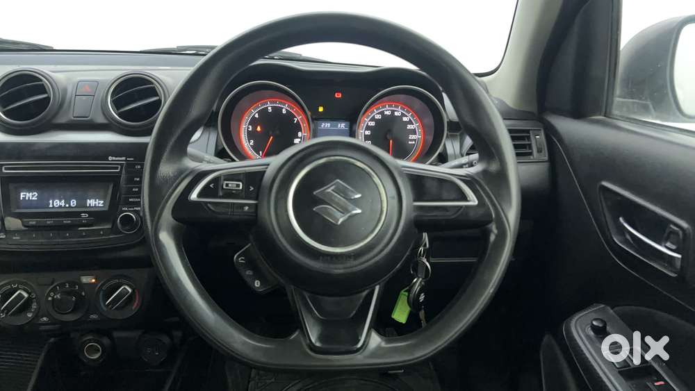 Maruti Suzuki Swift Amt Vvt Vxi, 2018, Petrol