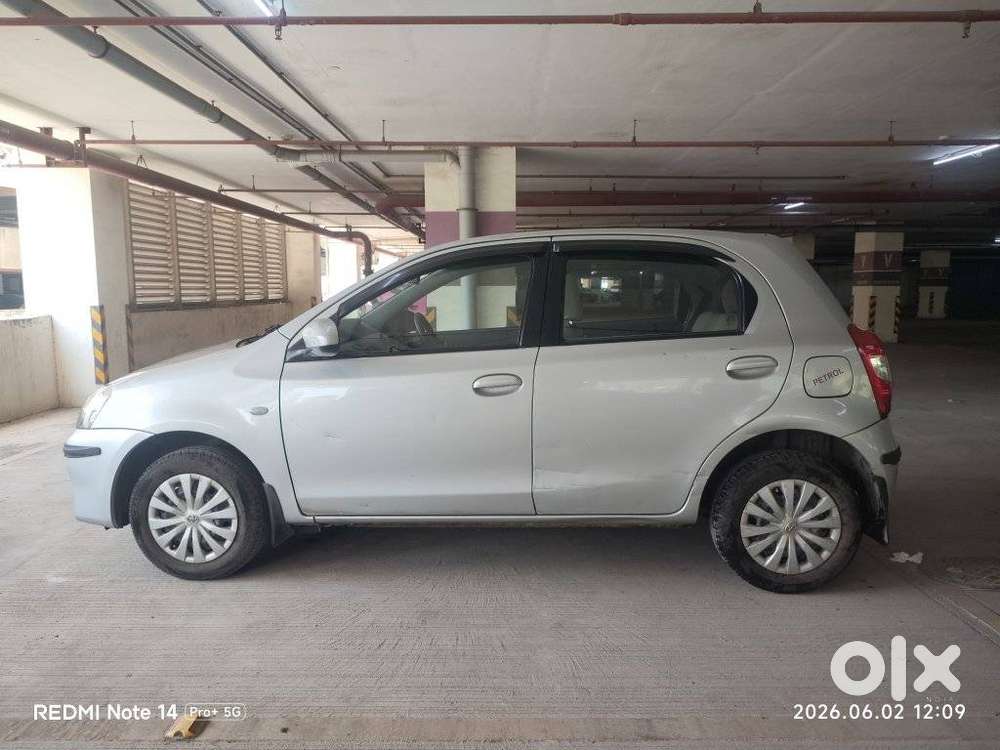 Toyota Etios Liva 2013-2014 G, 2013, Petrol