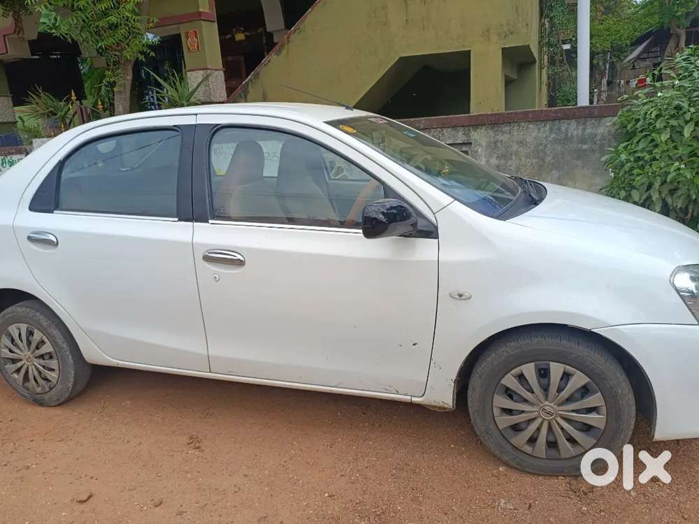 Toyota Etios 2013 Diesel 179645 Km Driven