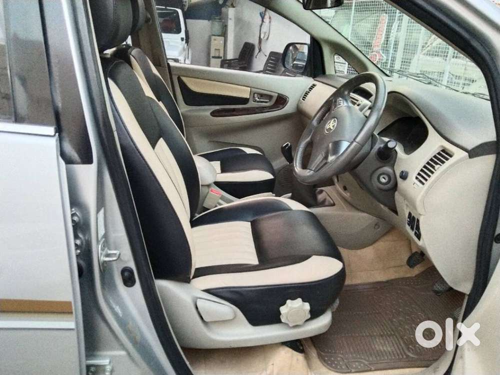 Toyota Innova 2.5 V 7 Str, 2014, Diesel