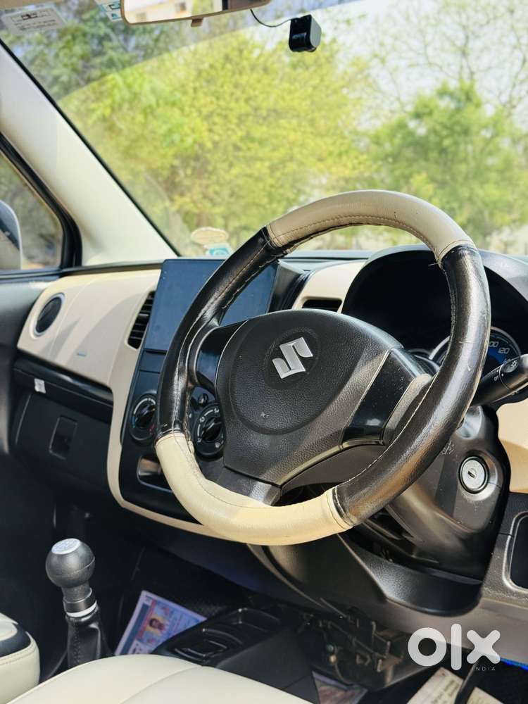 Maruti Suzuki Wagon R Vxi 1.0 Cng, 2017, Petrol