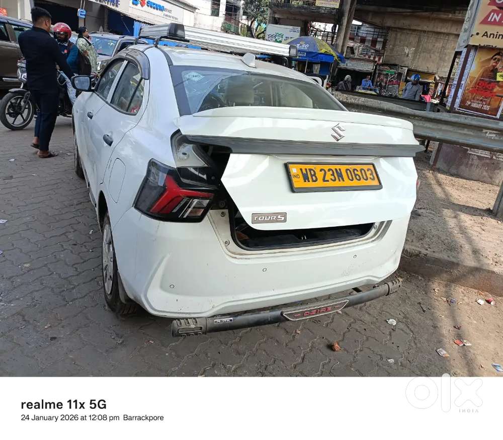 Maruti Suzuki Dzire 2025 Cng & Hybrids 5900 Km Driven