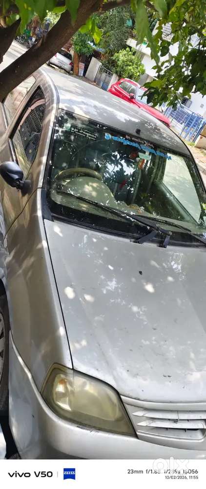 Mahindra Logan Petrol 2008