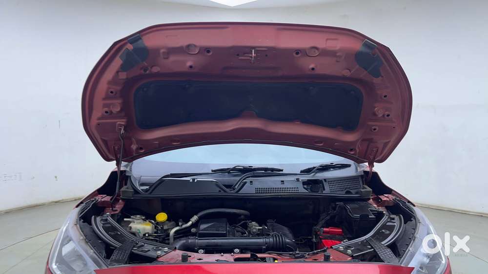 Nissan Magnite 1.0 Xv Dual Tone, 2023, Petrol