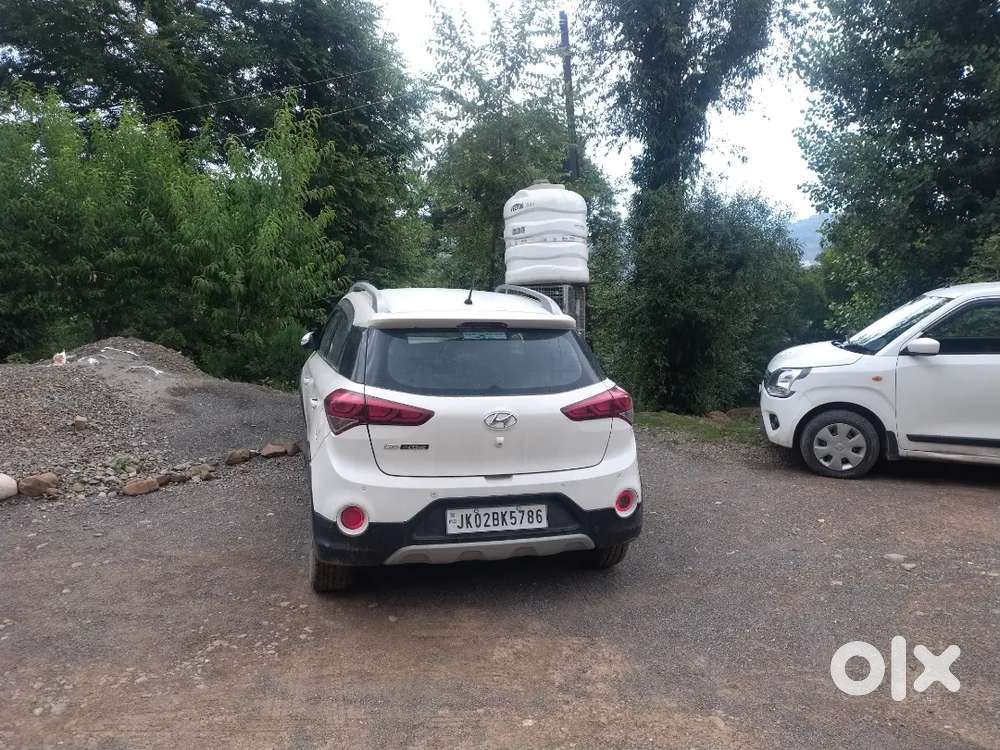 Hyundai I20 Active 2015 Petrol Well Maintained