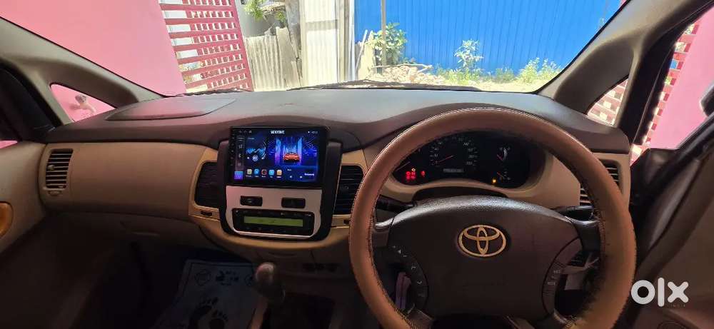 Toyota Innova 2010 Diesel Well Maintained