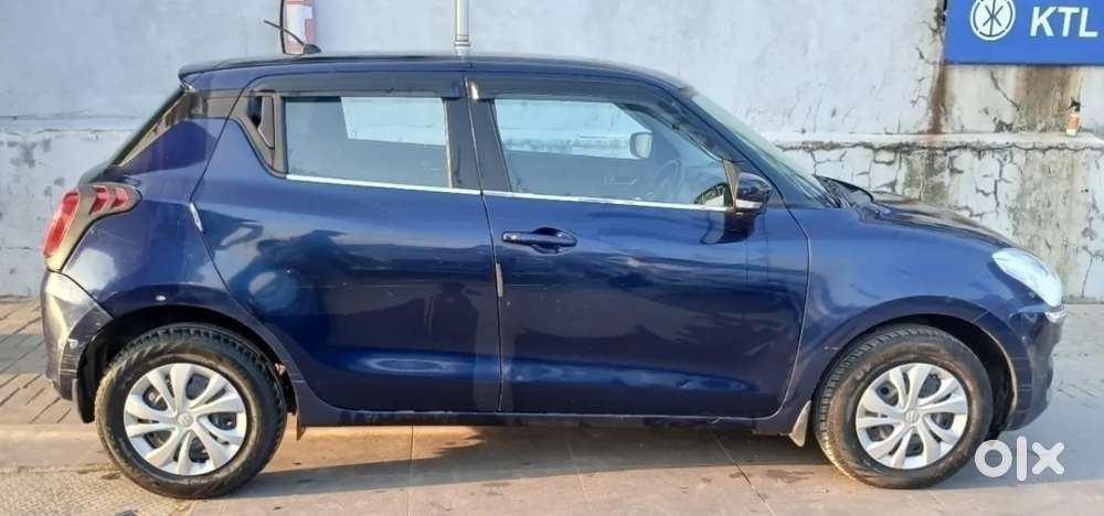 Maruti Suzuki Swift Vxi, 2022, Petrol