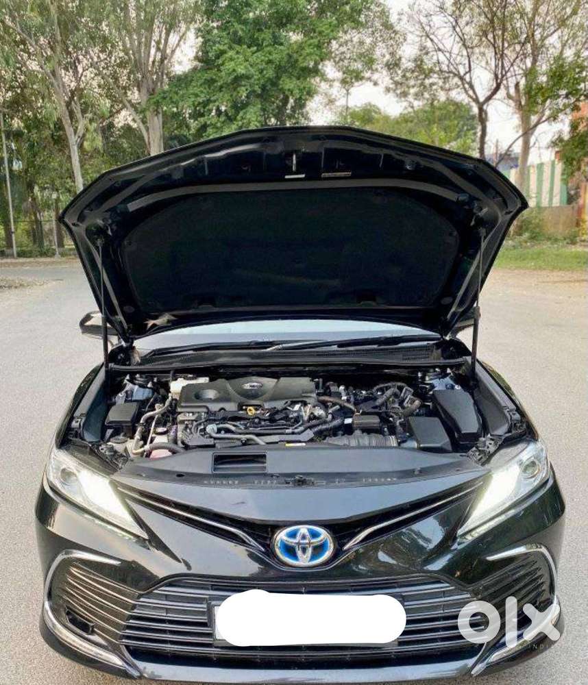 Toyota Camry Hybrid, 2022, Petrol