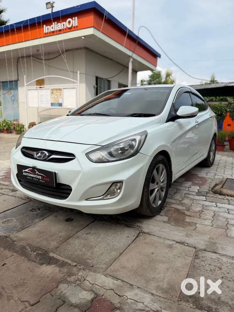 Hyundai Verna Fluidic 1.6 Vtvt Sx Opt, 2012, Petrol
