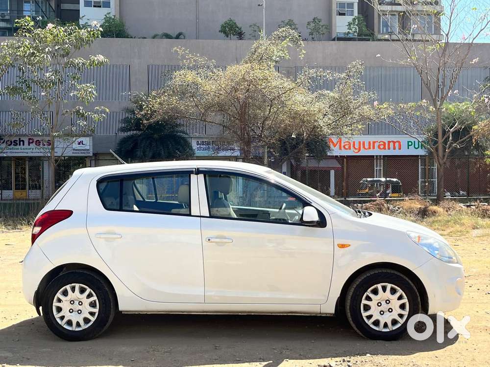 Hyundai I20 Magna 1.2 Mt, 2011, Petrol