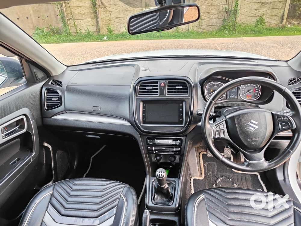 Maruti Suzuki Brezza 1.5 Zxi Plus Smart Hybrid Dual Tone, 2022, Petr..