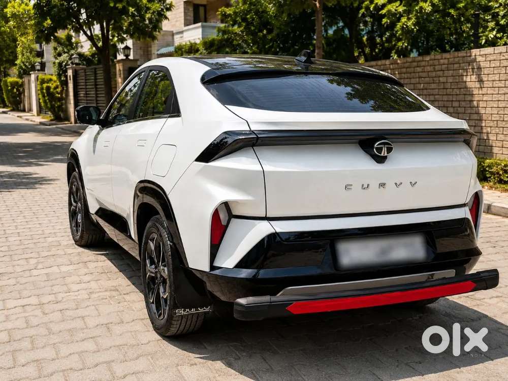 2025 Tata Curvv Accomplished S 1.2 Petrol Dca