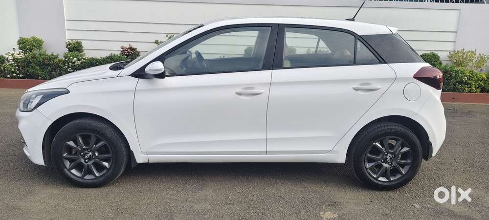 Hyundai I20 Sportz Plus, 2020, Petrol