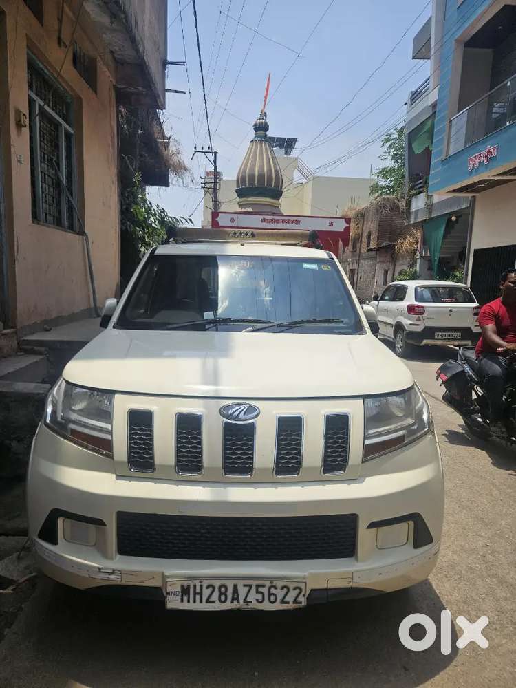 Mahindra Tuv300 Plus P6 2019 Diesel 9 Seater Well Maintained