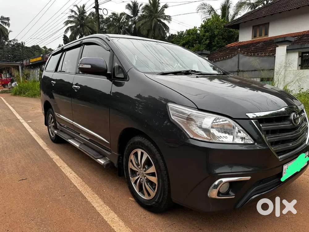 Toyota Innova 2015 Diesel Well Maintained