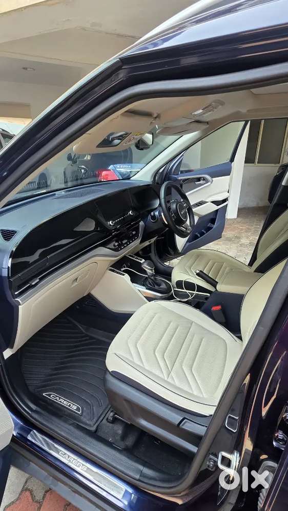 Kia Carens 2024 Petrol 14000 Km Driven