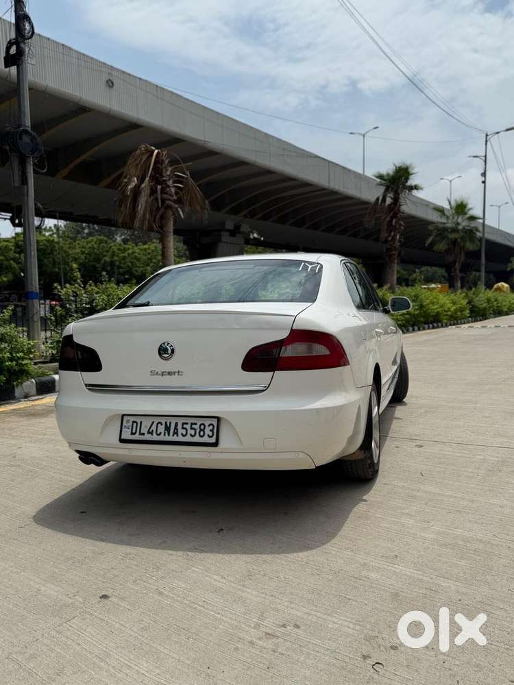 Skoda Superb 2008-2013 Elegance 1.8 Tsi At, 2011, Petrol