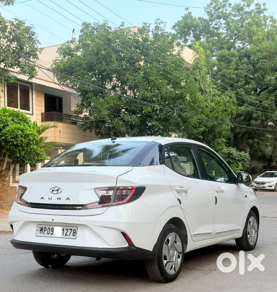 Hyundai Aura 1.2 S Petrol Amt, 2020, Petrol