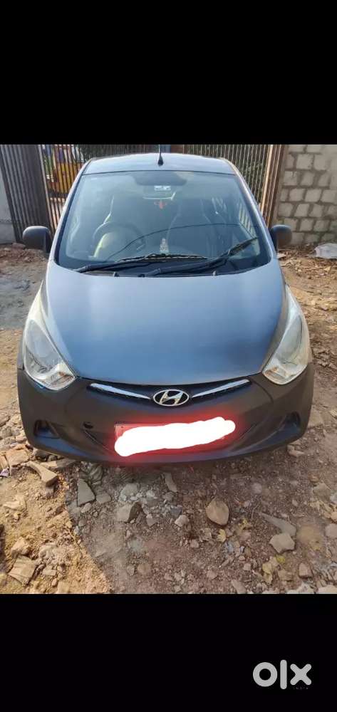 Hyundai Eon 2012 Petrol Well Maintained