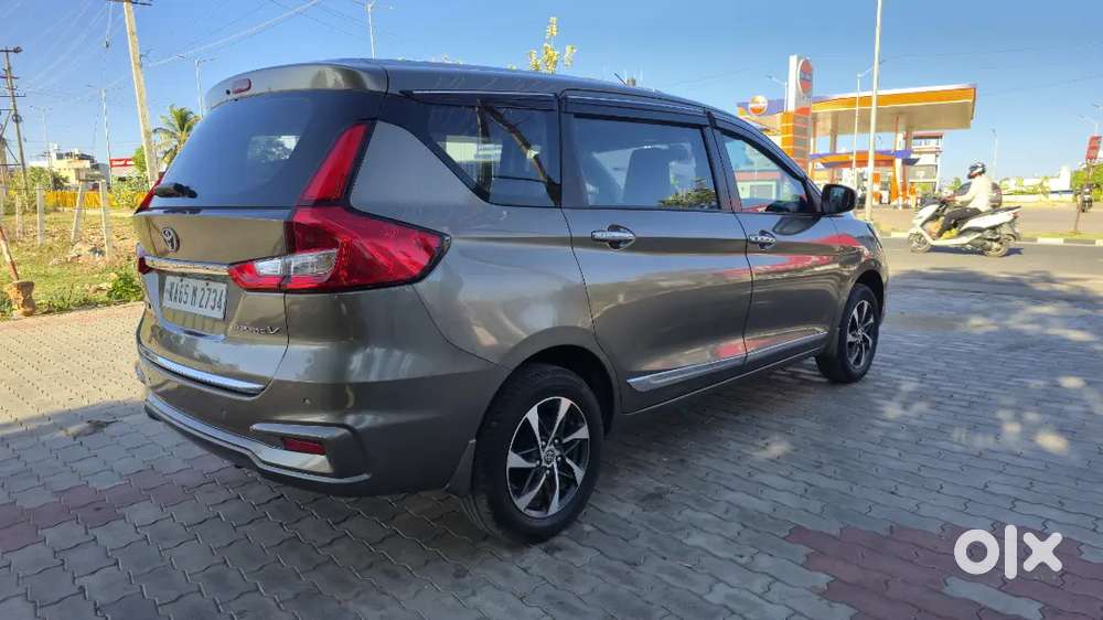 Toyota Rumion 2024 Petrol Well Maintained