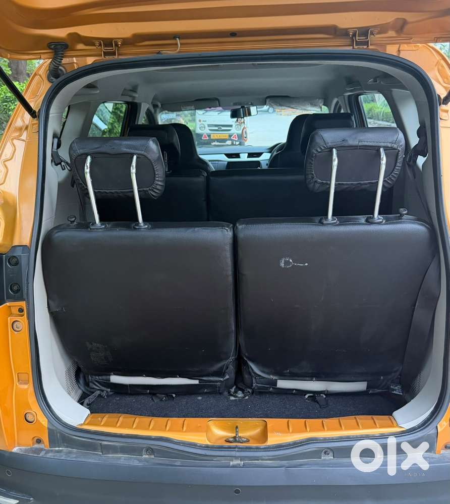 Renault Triber Rxz, 2020, Petrol